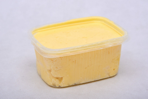 Masło wiejskie czosnkowo-ziołowe 250g Masło wiejskie czosnkowo-ziołowe 250g