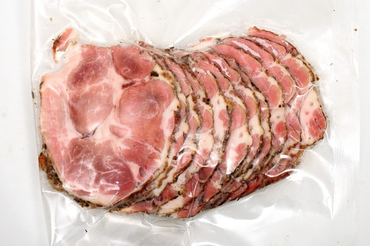 Karkówka wędzona na ciepło ok 150g plastry Karkówka wędzona na ciepło ok 150g plastry