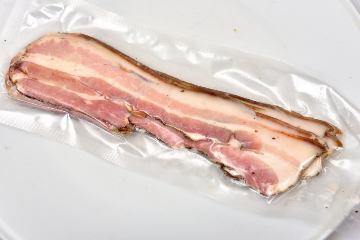 Boczek wędzony na zimno ok 150g plastry Boczek wędzony na zimno ok 150g plastry