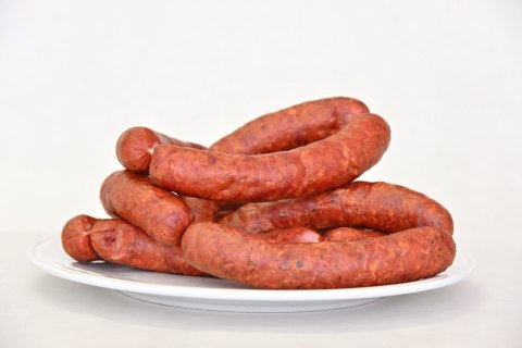 Kiełbasa cielęca około 300g Kiełbasa cielęca około 300g