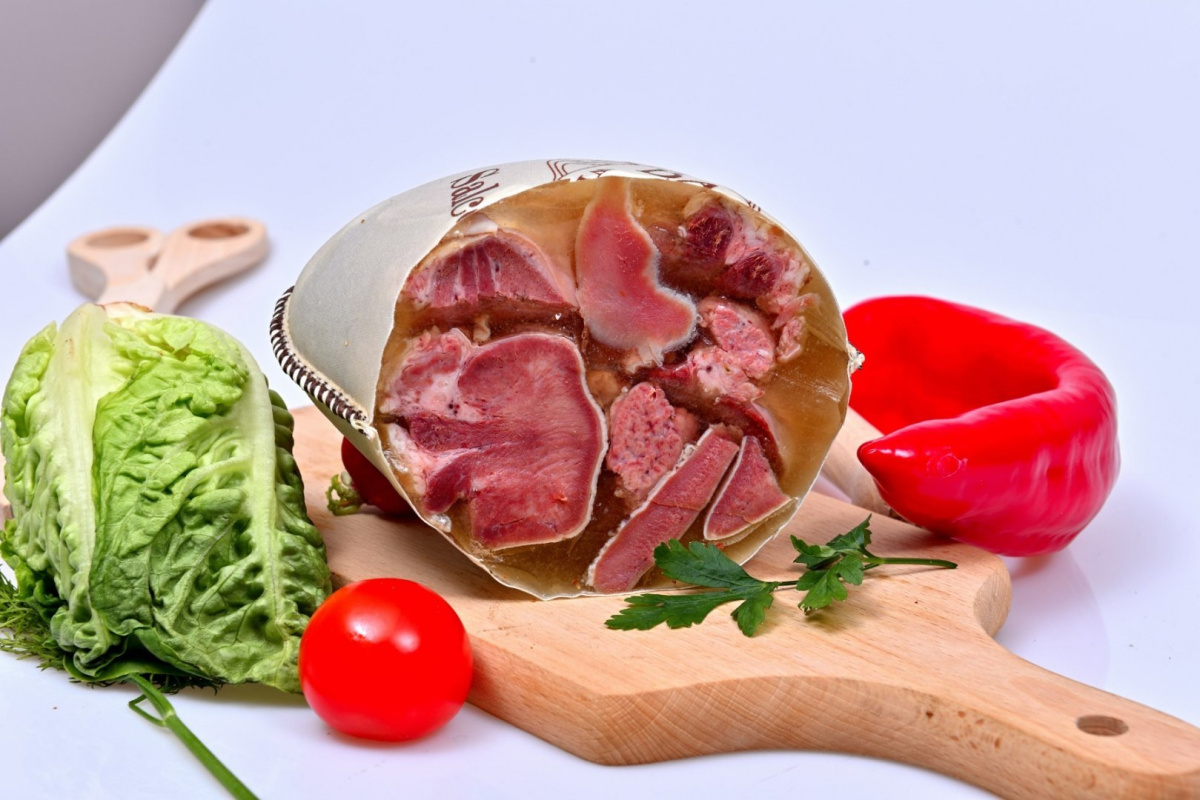 Salceson ozorkowy szlachetny około 300g Salceson ozorkowy szlachetny około 300g