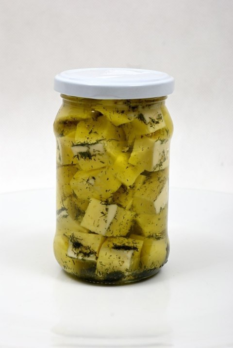 Ser kozi w zalewie paprykowej 200 ml Ser kozi w zalewie paprykowej 200 ml